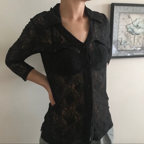 Cable & Gauge Tops - Black lace blouse top